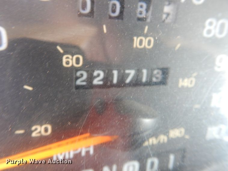 image for item IR9019 1997 Ford Taurus GL