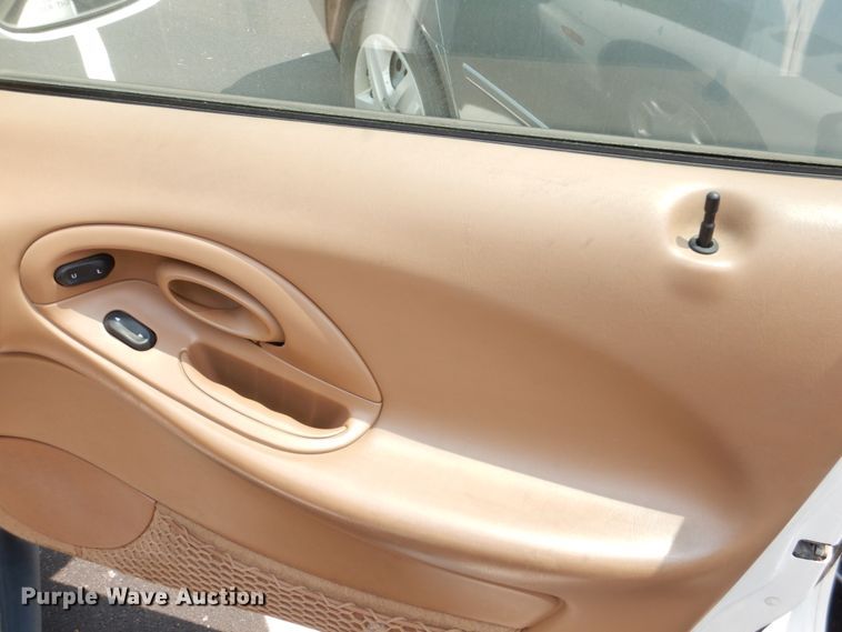 image for item IR9019 1997 Ford Taurus GL