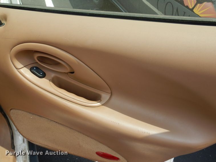 image for item IR9019 1997 Ford Taurus GL