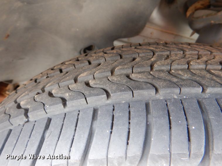 image for item IR9019 1997 Ford Taurus GL