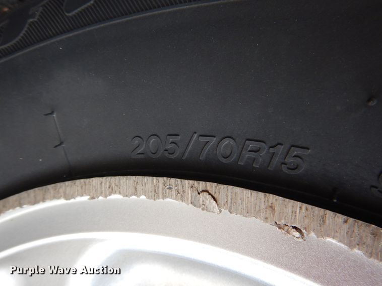 image for item IR9019 1997 Ford Taurus GL