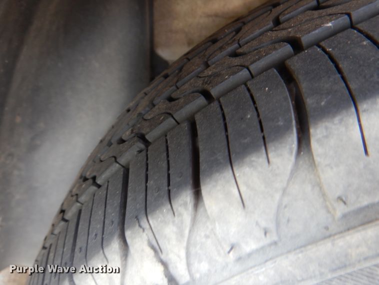 image for item IR9019 1997 Ford Taurus GL