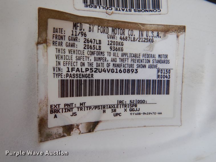 image for item IR9019 1997 Ford Taurus GL