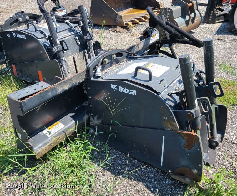 image for item IU9283 Bobcat  18"W skid steer cold planer