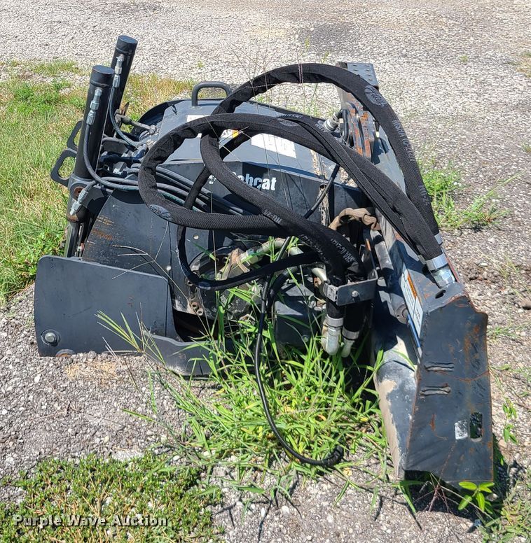 image for item IU9283 Bobcat  18"W skid steer cold planer