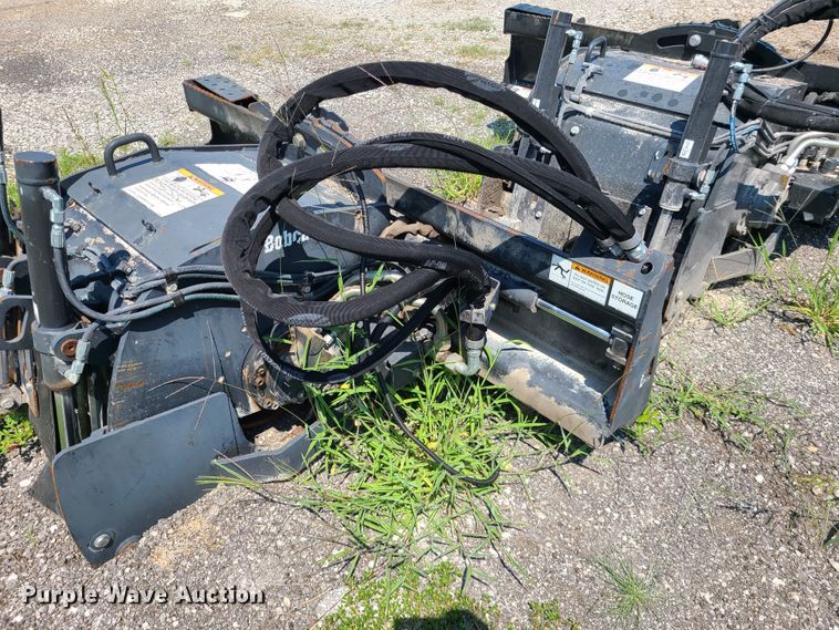 image for item IU9283 Bobcat  18"W skid steer cold planer