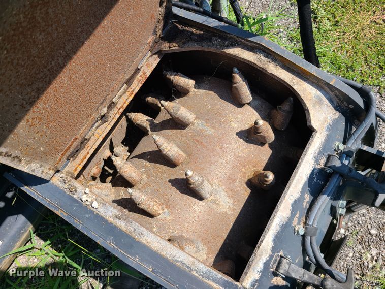 image for item IU9283 Bobcat  18"W skid steer cold planer