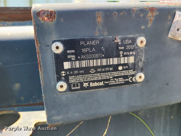 image for item IU9283 Bobcat  18"W skid steer cold planer