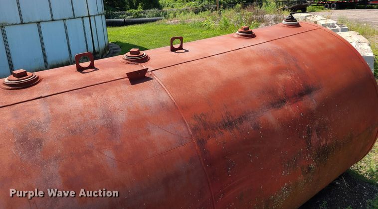 image for item IU9284 Tank