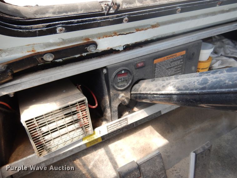 image for item JN9487 Club Car Carryall II  golf cart