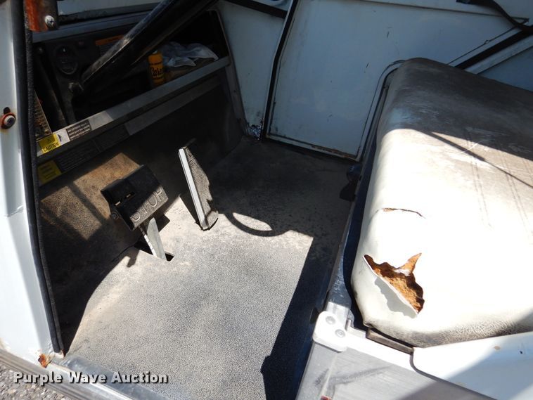 image for item JN9487 Club Car Carryall II  golf cart