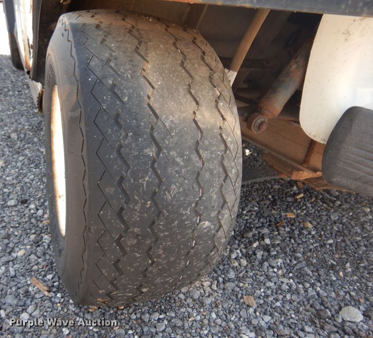 image for item JN9487 Club Car Carryall II  golf cart