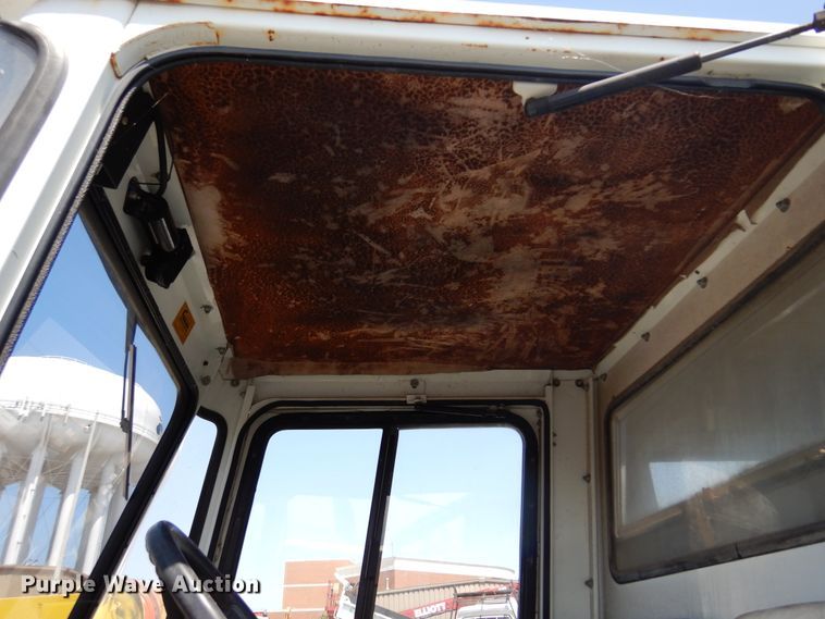 image for item JN9487 Club Car Carryall II  golf cart