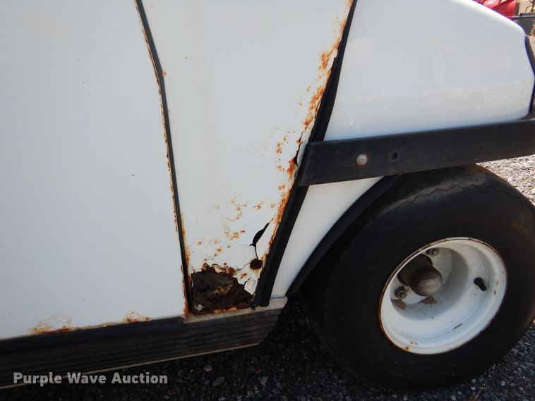 image for item JN9487 Club Car Carryall II  golf cart