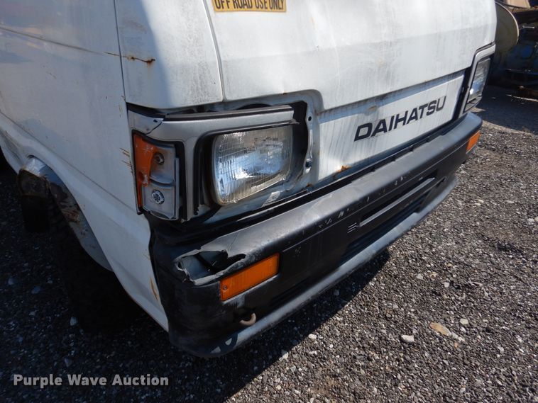 image for item JN9492 1996 Daihatsu HiJet  mini truck