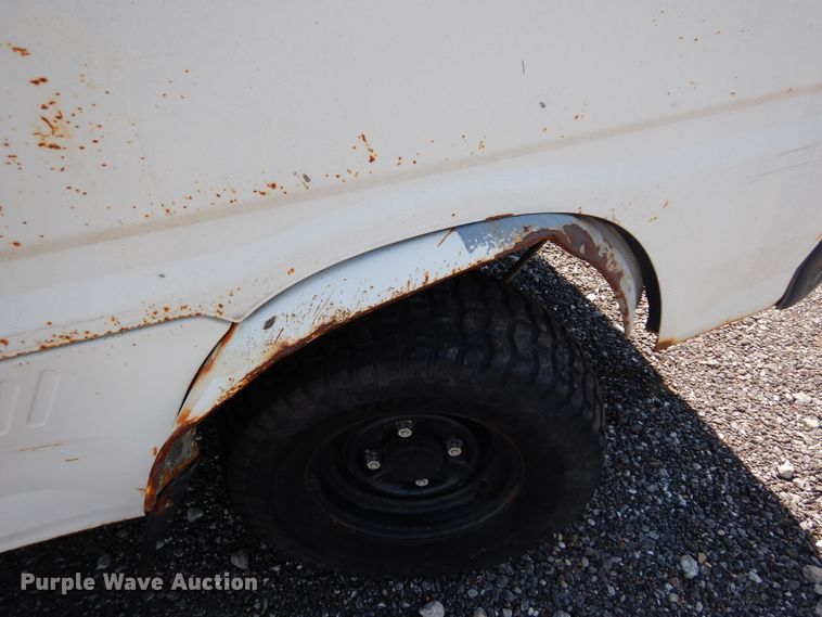 image for item JN9492 1996 Daihatsu HiJet  mini truck