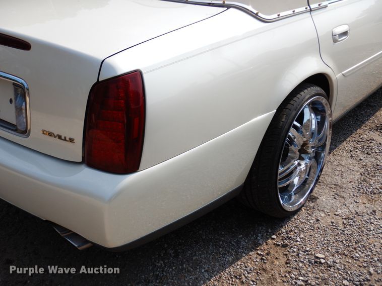 image for item JN9503 2003 Cadillac DeVille