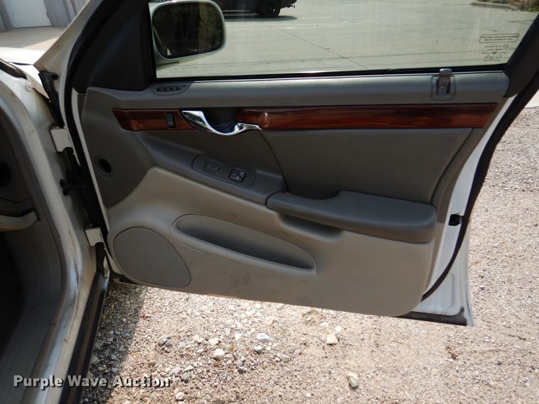 image for item JN9503 2003 Cadillac DeVille