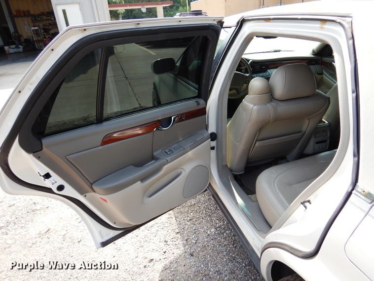 image for item JN9503 2003 Cadillac DeVille