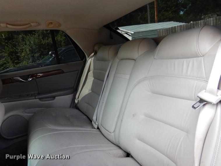 image for item JN9503 2003 Cadillac DeVille