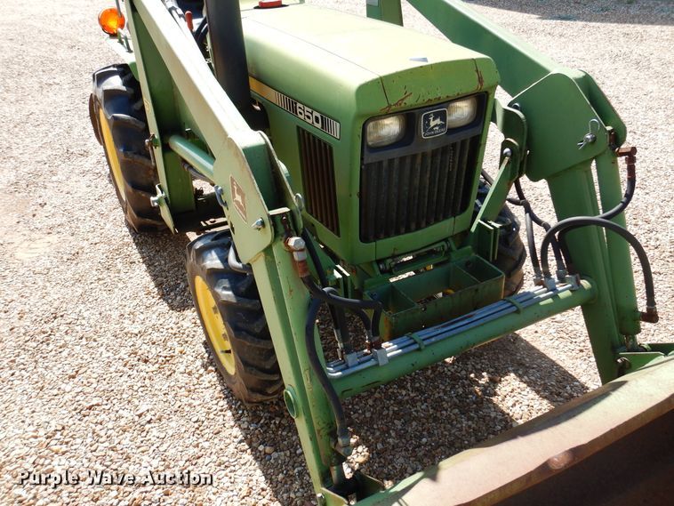 image for item JT9597 John Deere 650  MFWD tractor