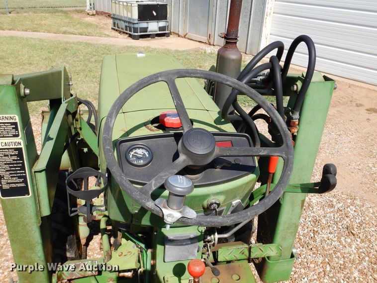 image for item JT9597 John Deere 650  MFWD tractor
