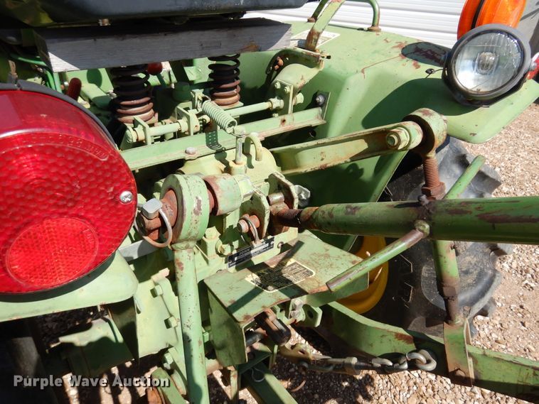 image for item JT9597 John Deere 650  MFWD tractor