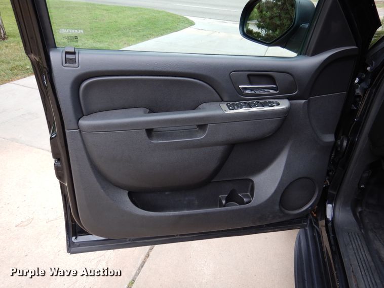 image for item JT9602 2013 Chevrolet Tahoe Police  SUV