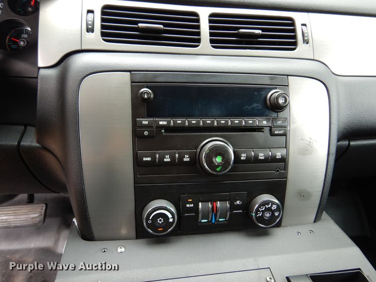 image for item JT9602 2013 Chevrolet Tahoe Police  SUV