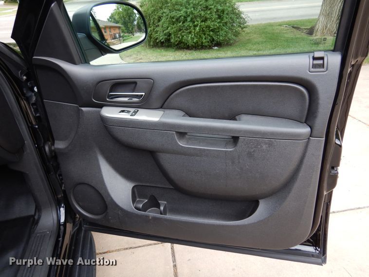 image for item JT9602 2013 Chevrolet Tahoe Police  SUV