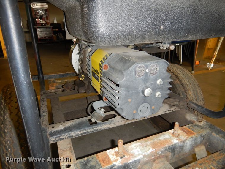 image for item JT9611 Homelight LR4400  generator