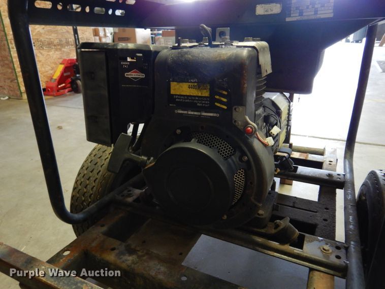 image for item JT9611 Homelight LR4400  generator