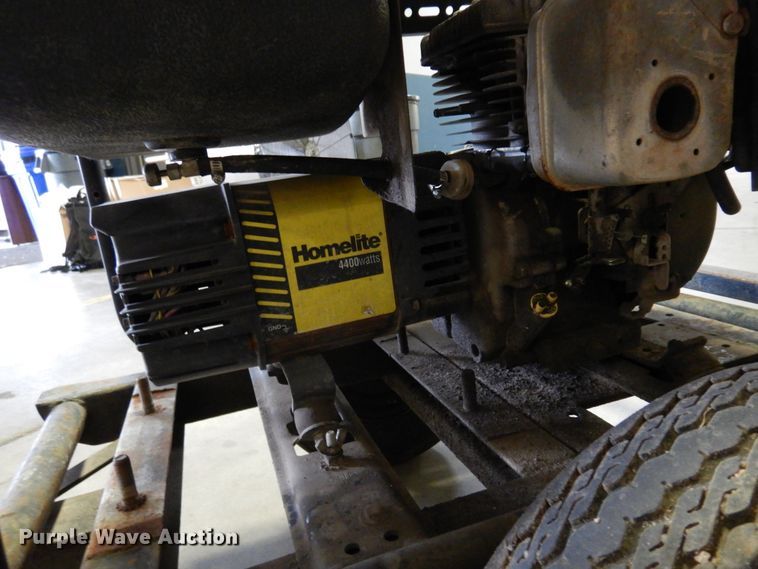 image for item JT9611 Homelight LR4400  generator