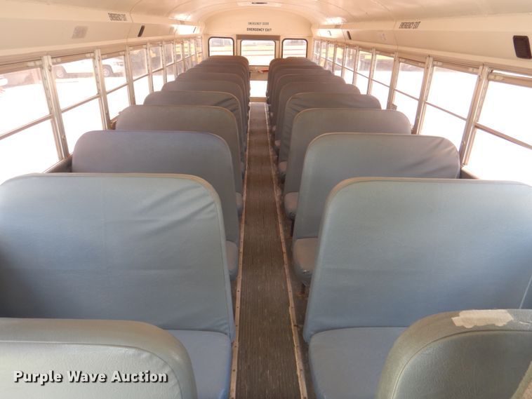 image for item JY9846 2002 International 3800  school bus