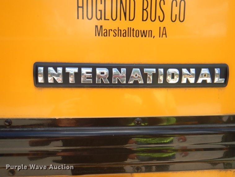 image for item JY9846 2002 International 3800  school bus