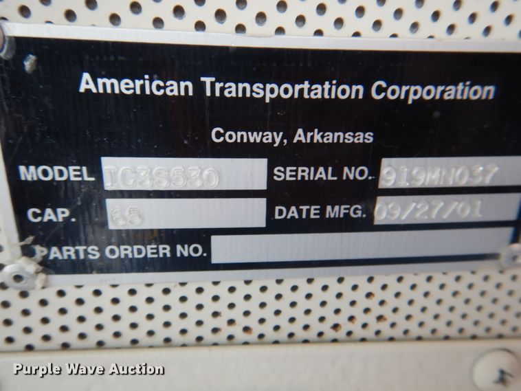 image for item JY9846 2002 International 3800  school bus