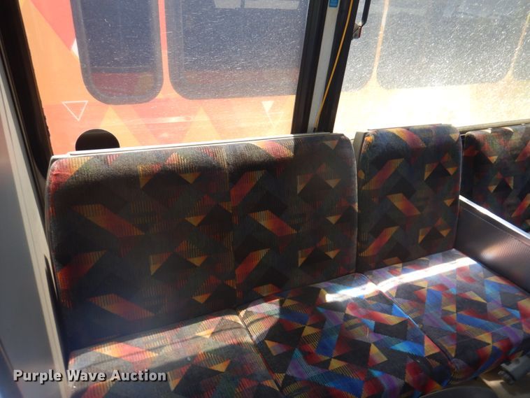 image for item JZ9902 2000 Orion  transit bus