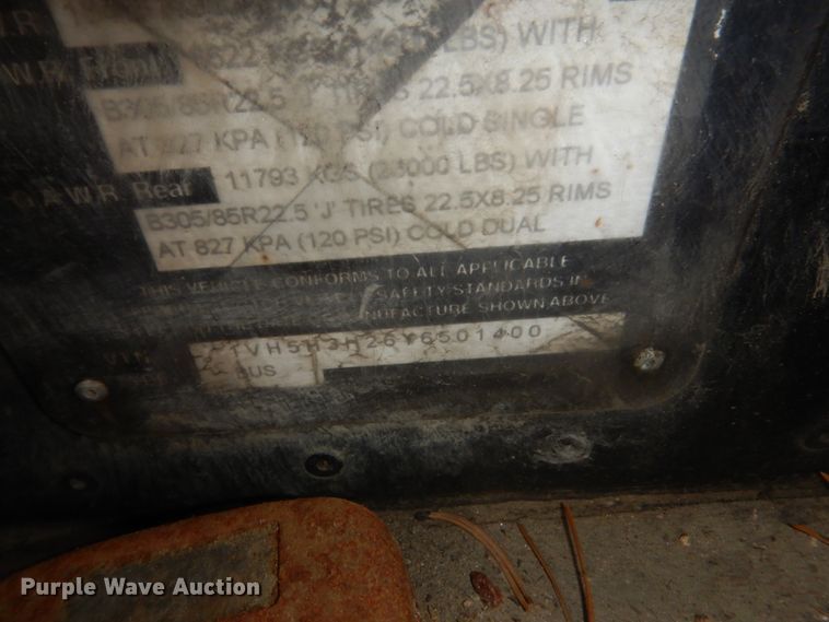 image for item JZ9902 2000 Orion  transit bus