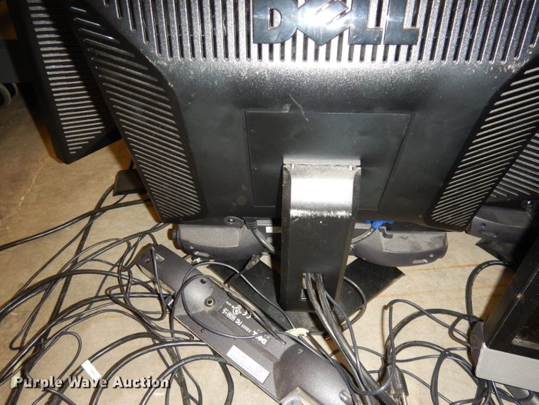 image for item KC9192 (11) Dell monitors