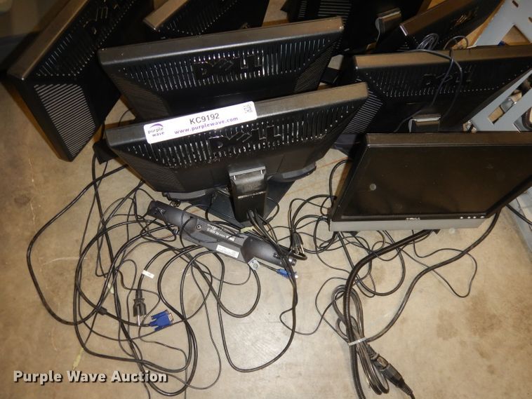 image for item KC9192 (11) Dell monitors