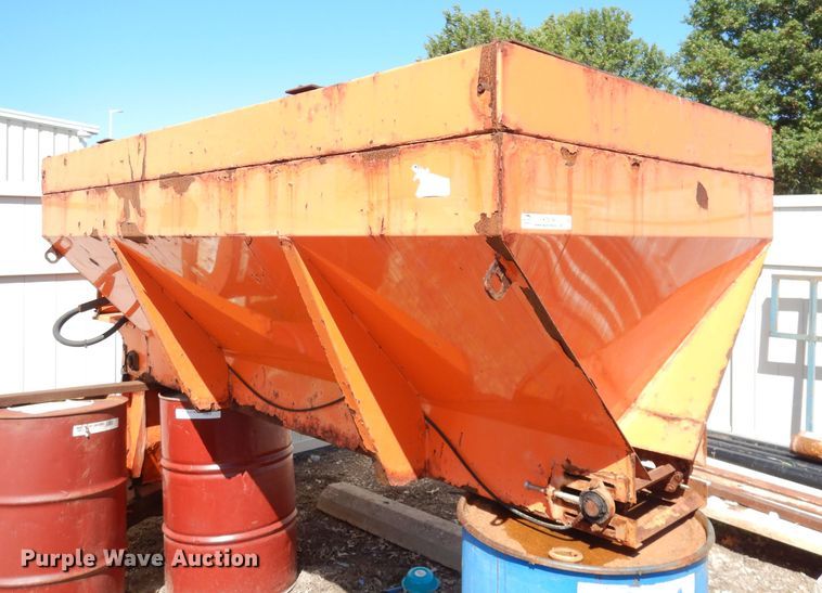 image for item KC9199 Henderson  spreader