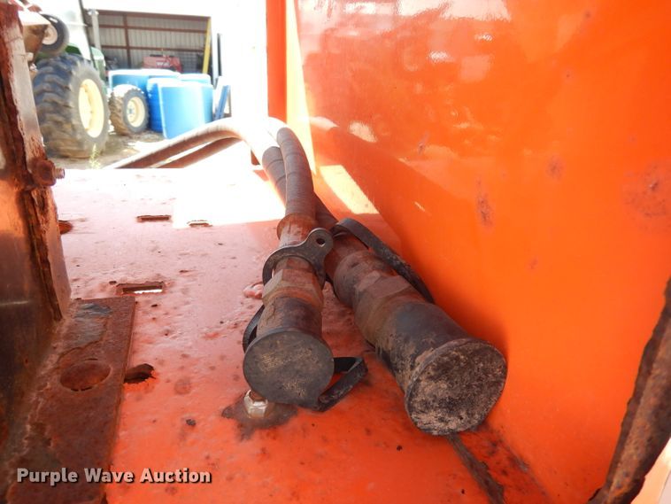 image for item KC9199 Henderson  spreader