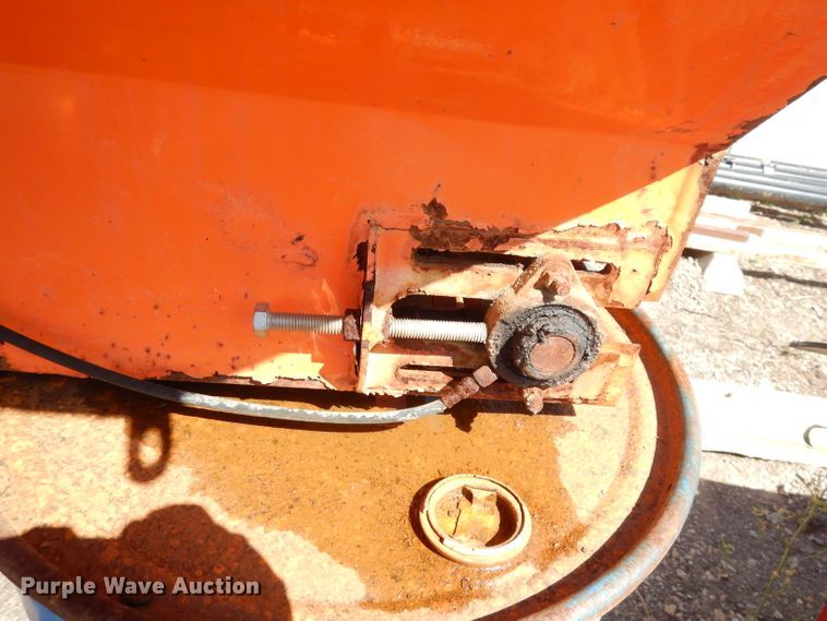 image for item KC9199 Henderson  spreader