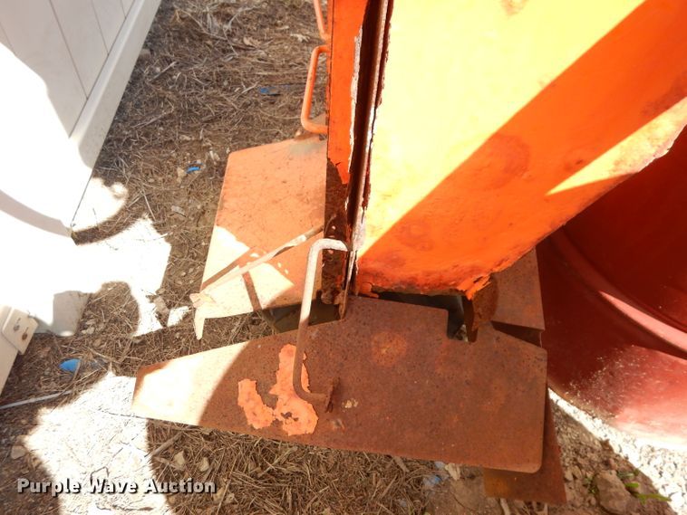 image for item KC9199 Henderson  spreader