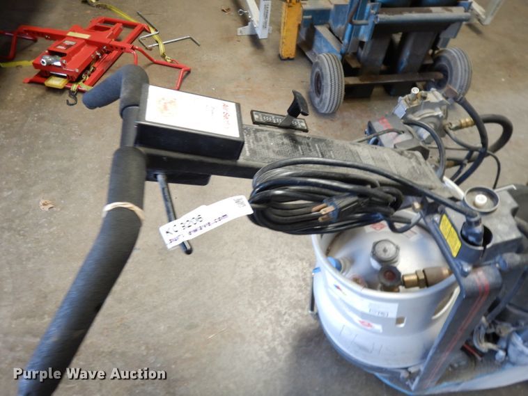 image for item KC9206 Eagle floor buffer