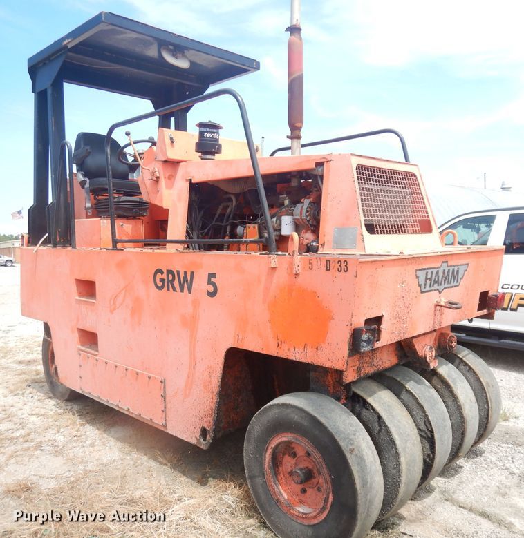 image for item KC9240 1995 Hamm GRW5  pneumatic roller