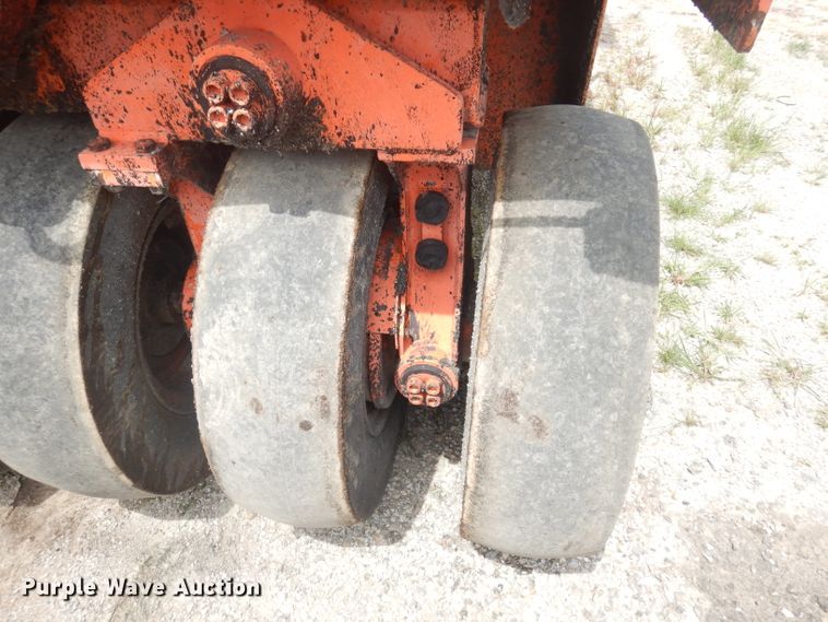 image for item KC9240 1995 Hamm GRW5  pneumatic roller