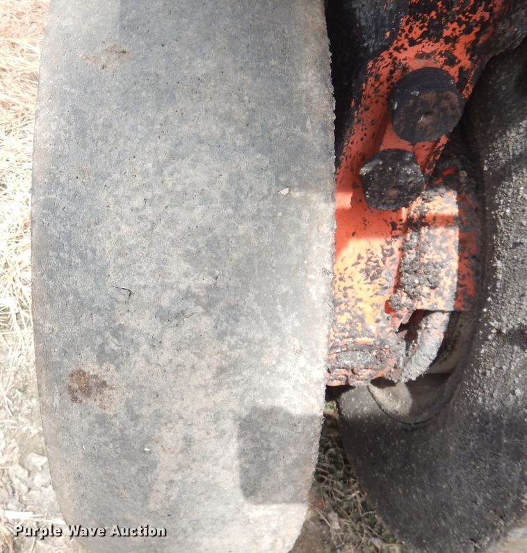 image for item KC9240 1995 Hamm GRW5  pneumatic roller