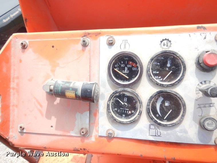 image for item KC9240 1995 Hamm GRW5  pneumatic roller