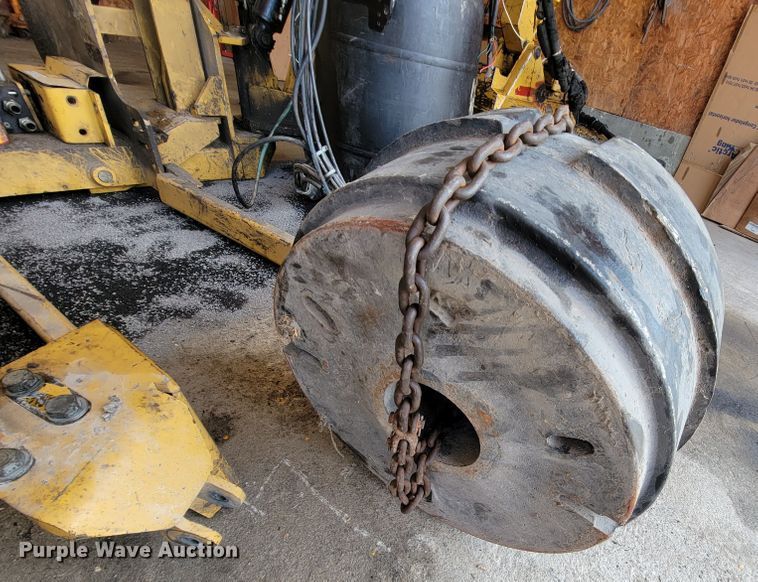 image for item KD9423 Tiger  side boom mower